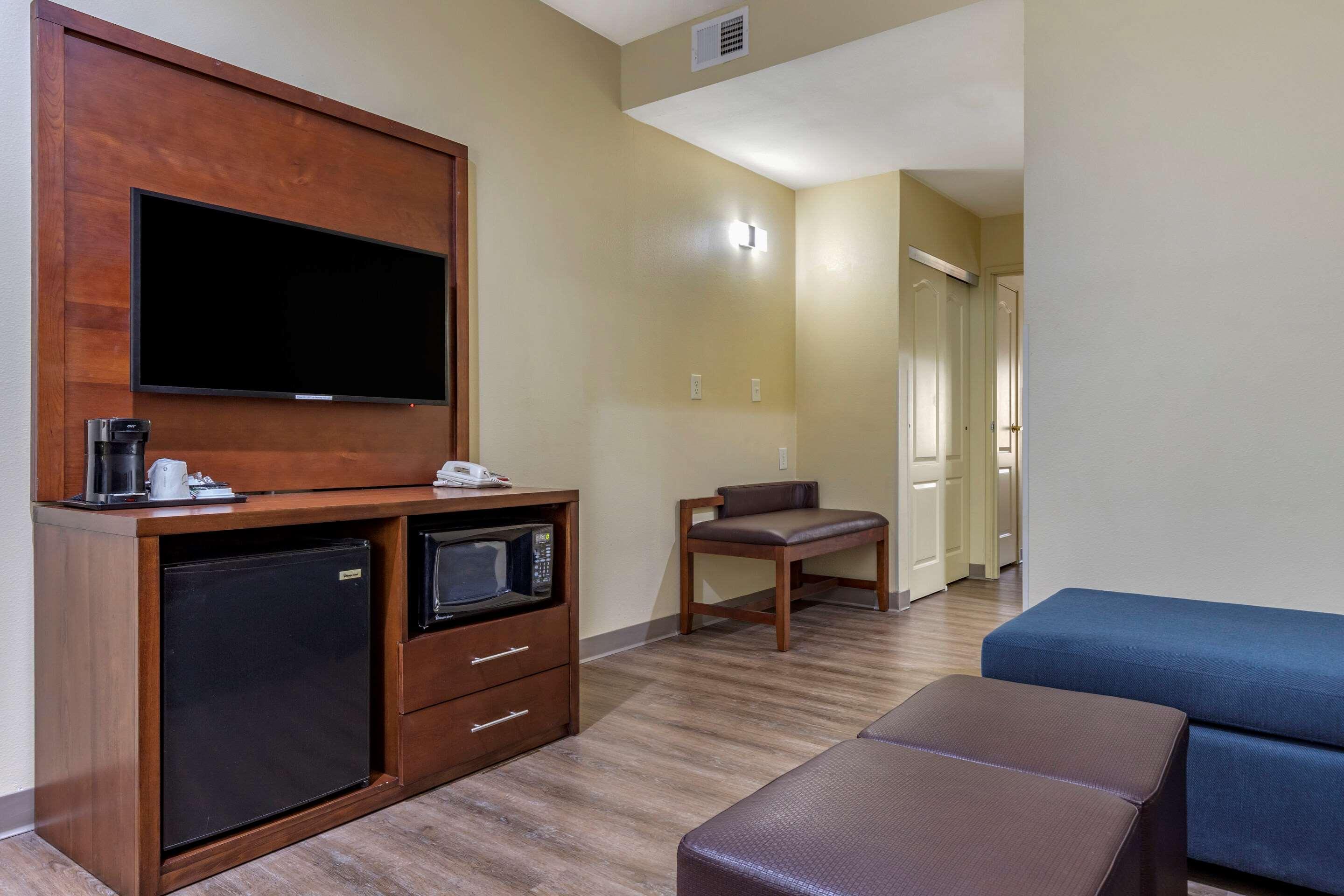 Comfort Inn & Suites High Point - Archdale Экстерьер фото