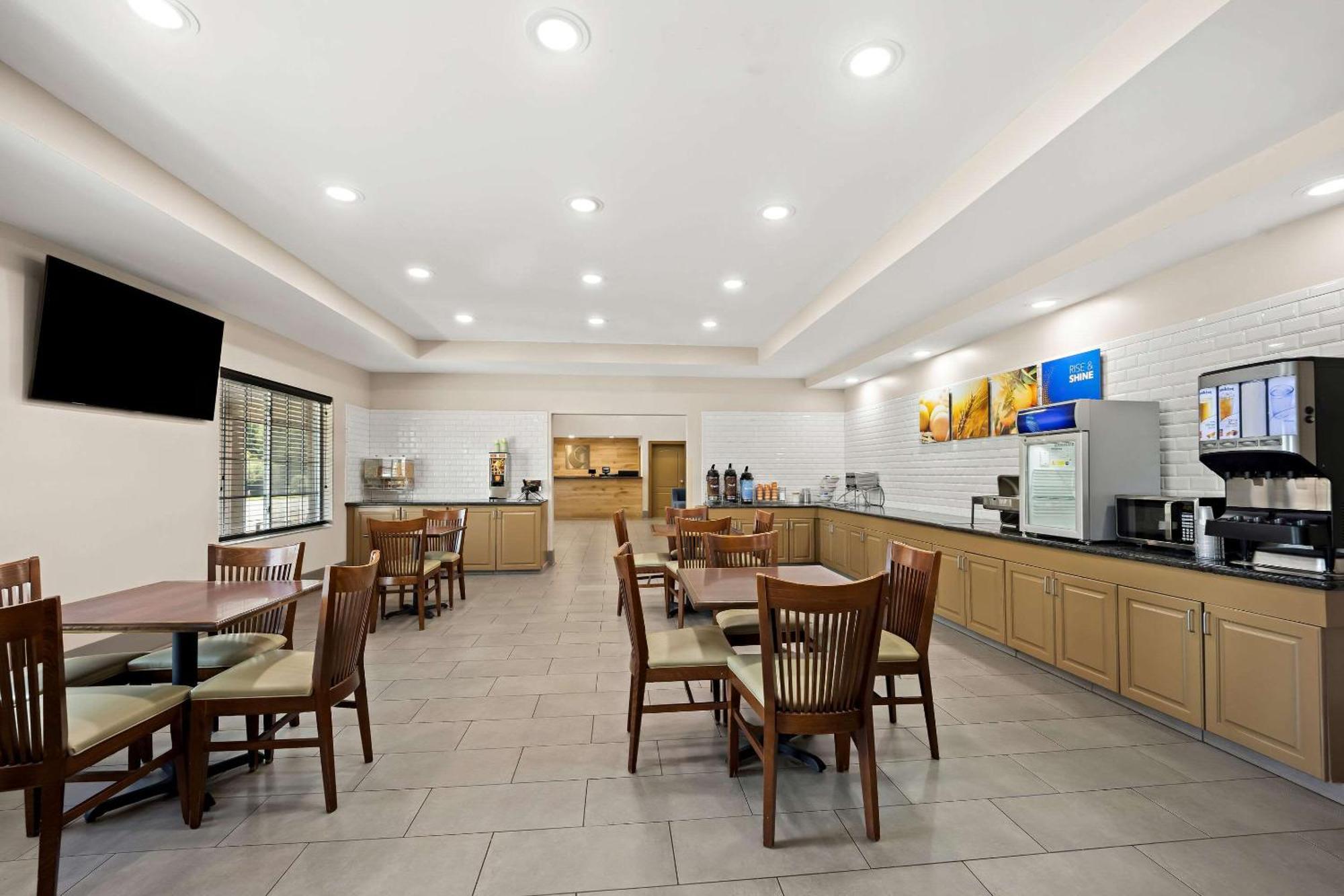 Comfort Inn & Suites High Point - Archdale Экстерьер фото