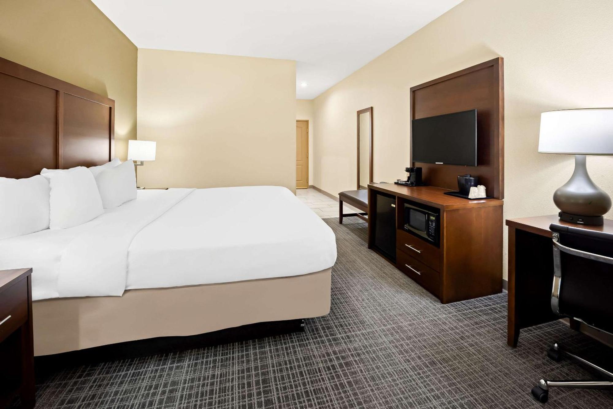 Comfort Inn & Suites High Point - Archdale Экстерьер фото