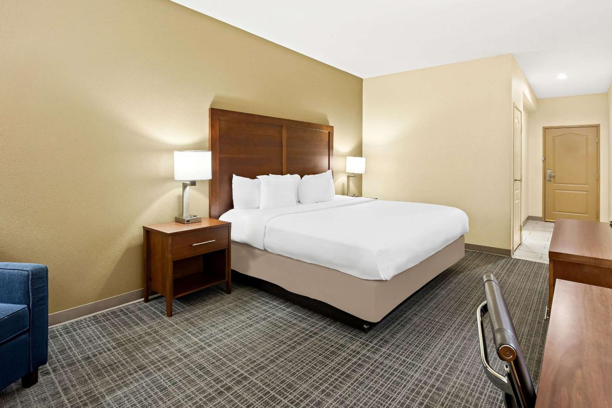 Comfort Inn & Suites High Point - Archdale Экстерьер фото