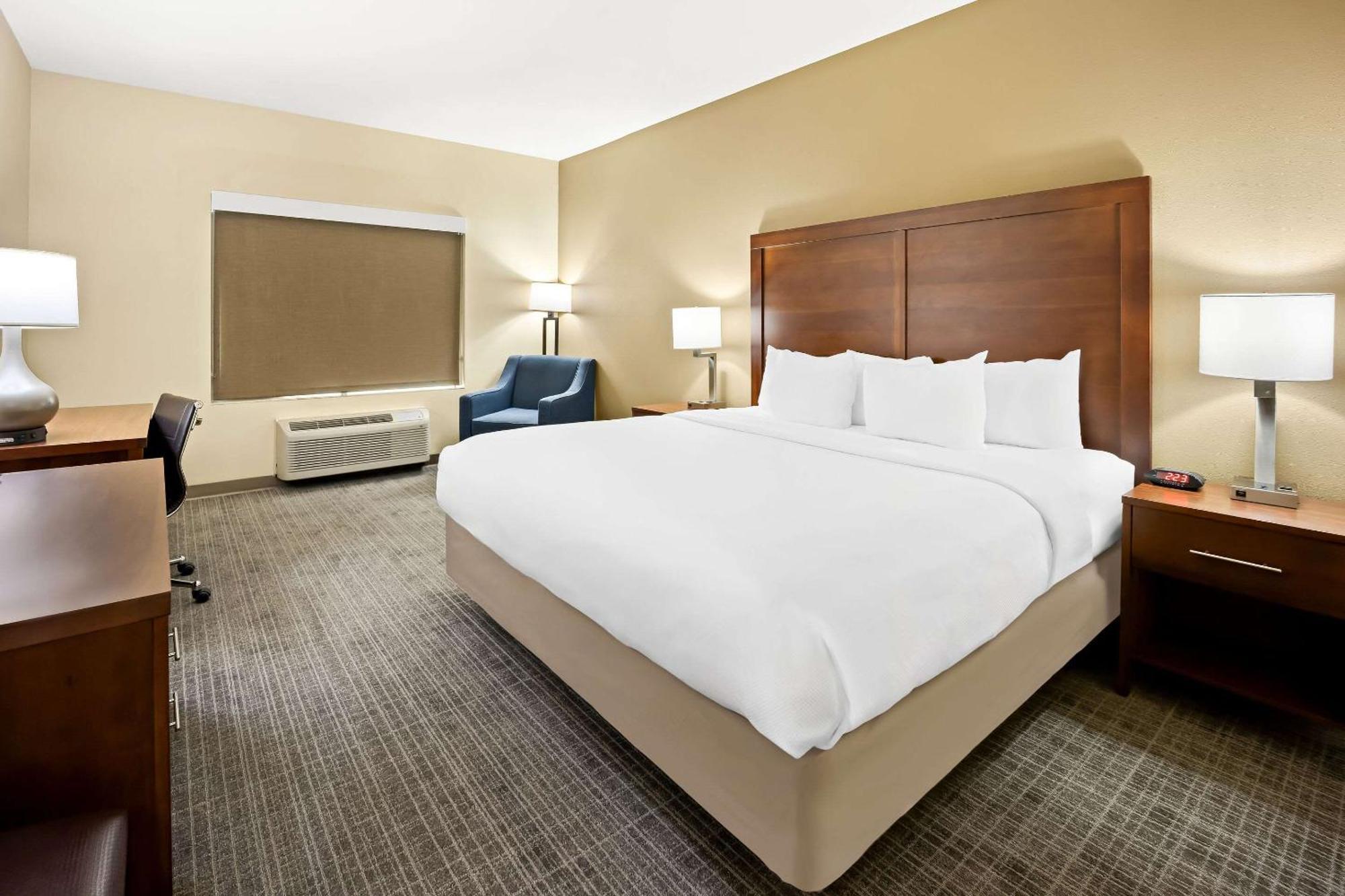 Comfort Inn & Suites High Point - Archdale Экстерьер фото