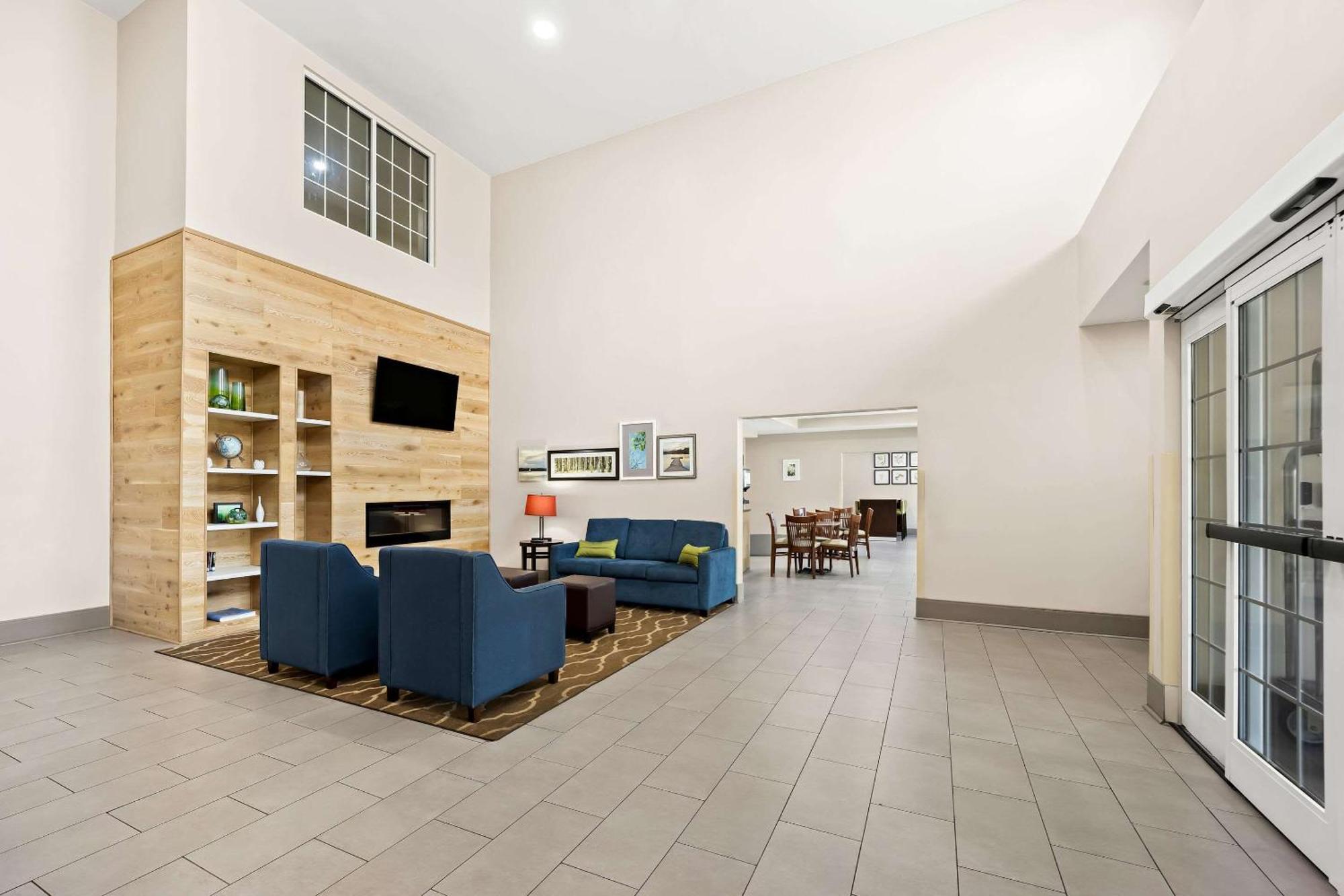 Comfort Inn & Suites High Point - Archdale Экстерьер фото
