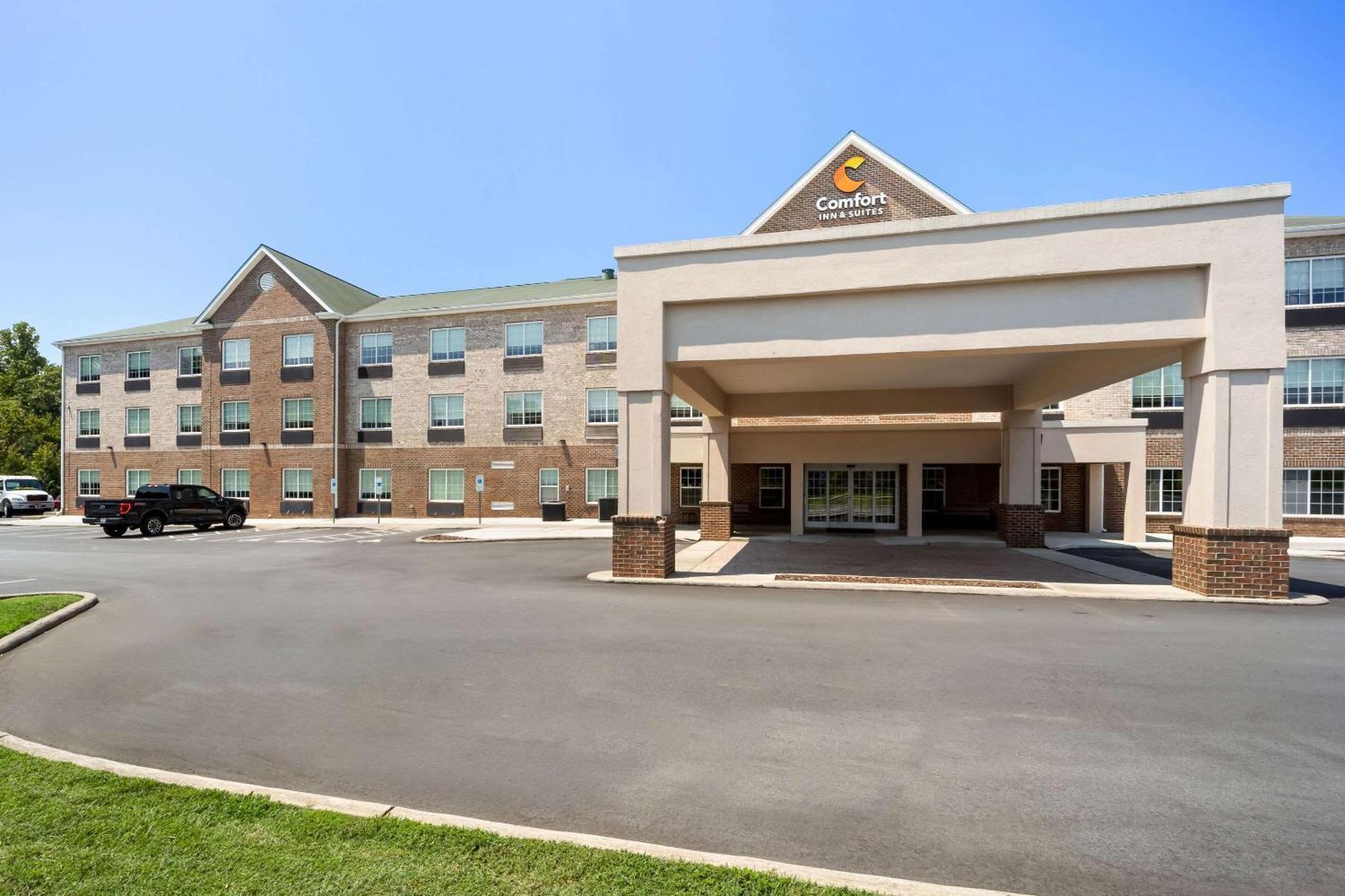 Comfort Inn & Suites High Point - Archdale Экстерьер фото